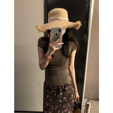 Millard Fashion Style Slim Slim Solid Color Coat With Broken Flower Skirt Set