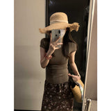 Millard Fashion Style Slim Slim Solid Color Coat With Broken Flower Skirt Set